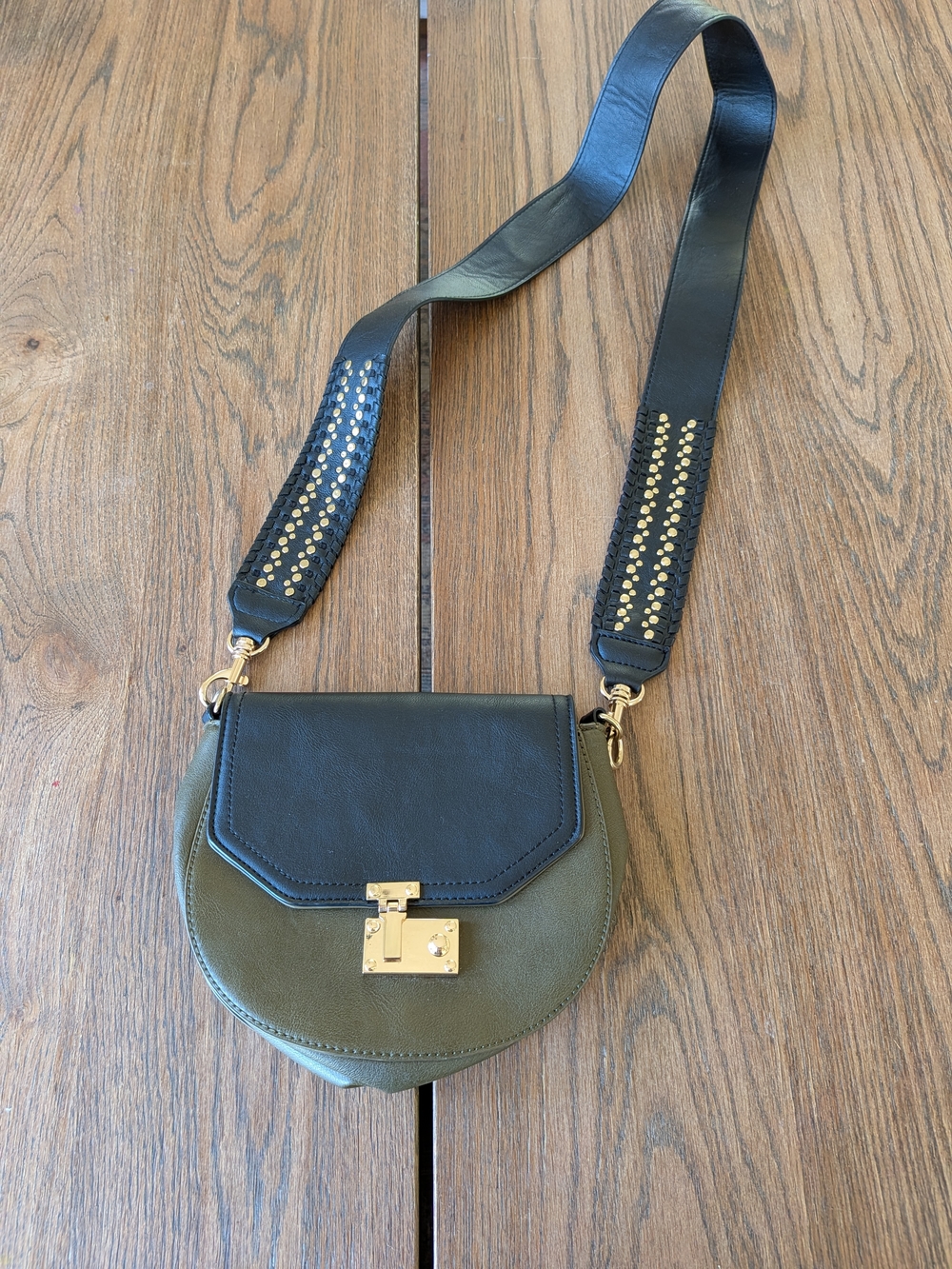 Urban Expressions Green/Black Vegan Leather Crossbody Bag Purse W Gold Studs